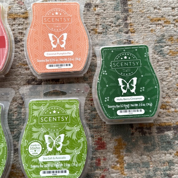 Scentsy lot - Picture 4 of 5